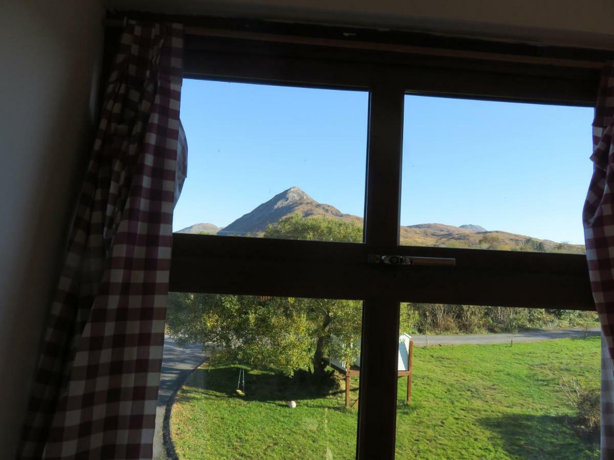 Letterfrack Mountain Farm Cottage On Farm In Village Centre מראה חיצוני תמונה